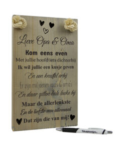 AF0057 - de liefste opa en oma tekst op hout vergrijsd