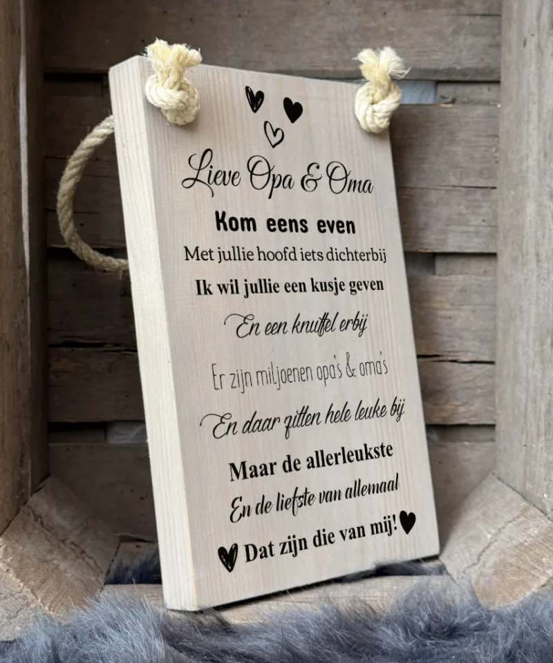 cadeau opa en oma - de liefste opa en oma tekst op hout