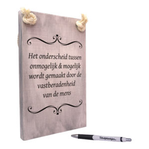 tekst op hout tekstbord - het onderscheid tussen onmogelijk en mogelijk