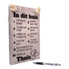 tekst op hout tekstbord - in dit huis voelen wij ons thuis
