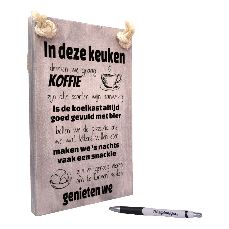 cadeau: Tekst op hout/tekstbord - In deze keuken genieten we