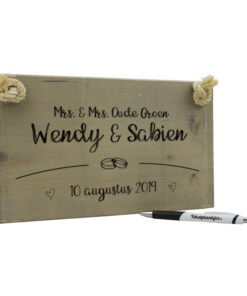 Tekst op hout - huwelijkscadeau trouwplankje - mrs en mrs