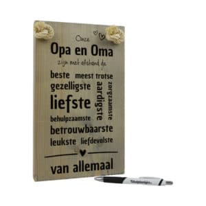 origineel cadeau opa en oma - tekstbord - tekst op hout - onze opa en oma zijn de beste en liefste van allemaal