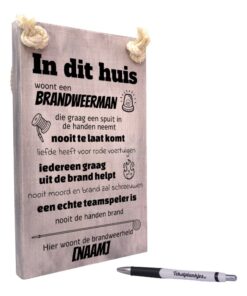 gepersonaliseerd cadeau brandweerman of brandweervrouw - in dit huis woont een brandweerman